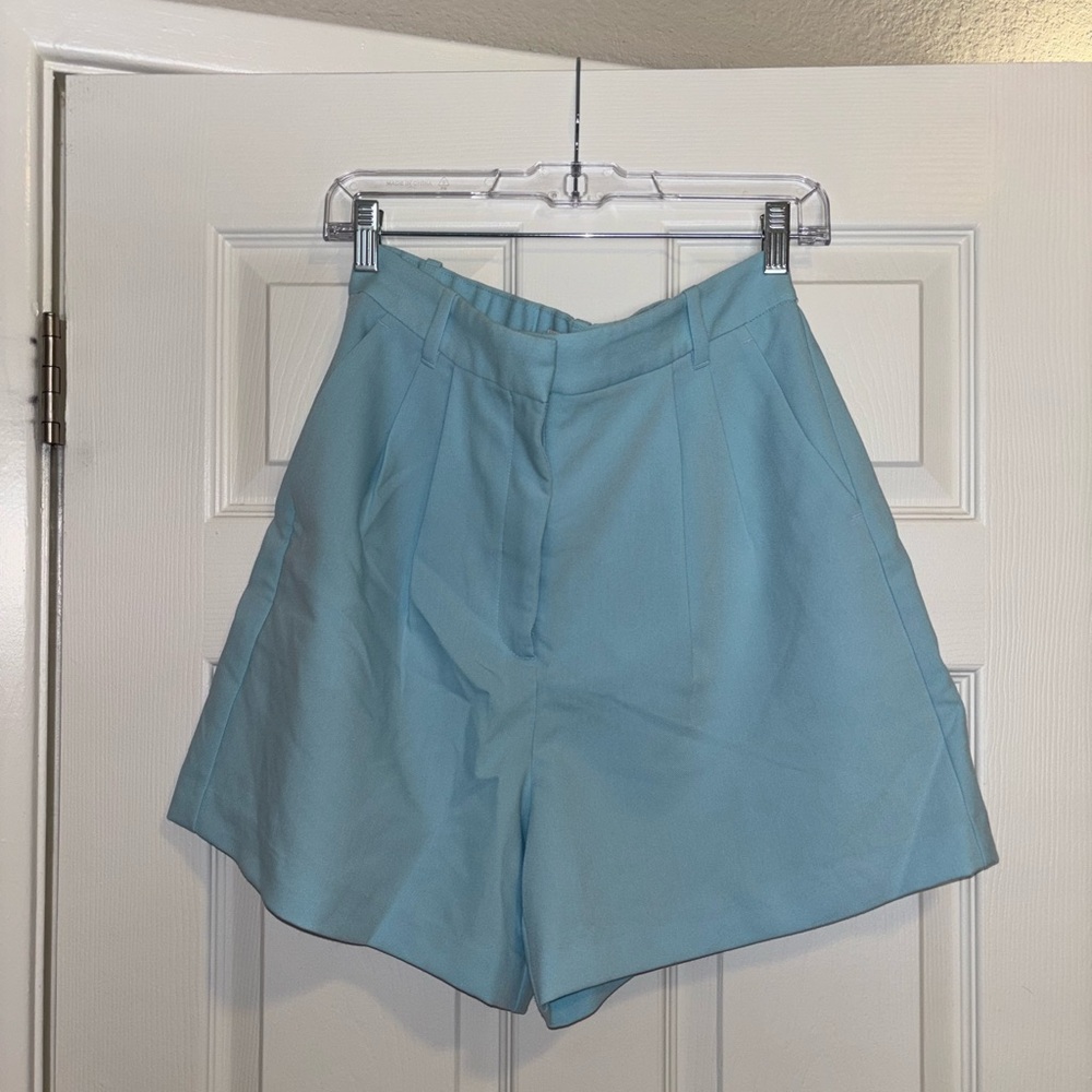 Abercrombie & Fitch High-Waist Light Blue Tailored Shorts